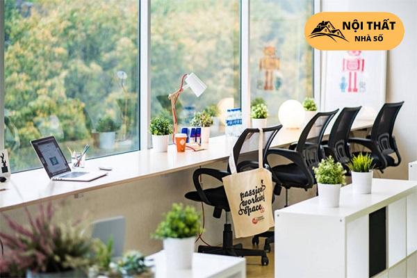 Sử dụng ánh sáng tự nhiên sẽ làm văn phòng tràn ngập khắp văn phòng làm việc
