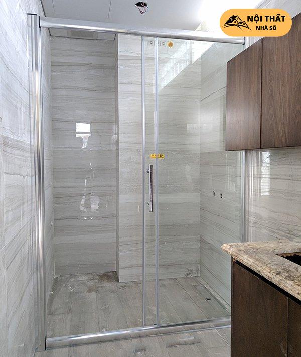 Vách kính ngăn đôi kính ở phòng tắm nhỏ
